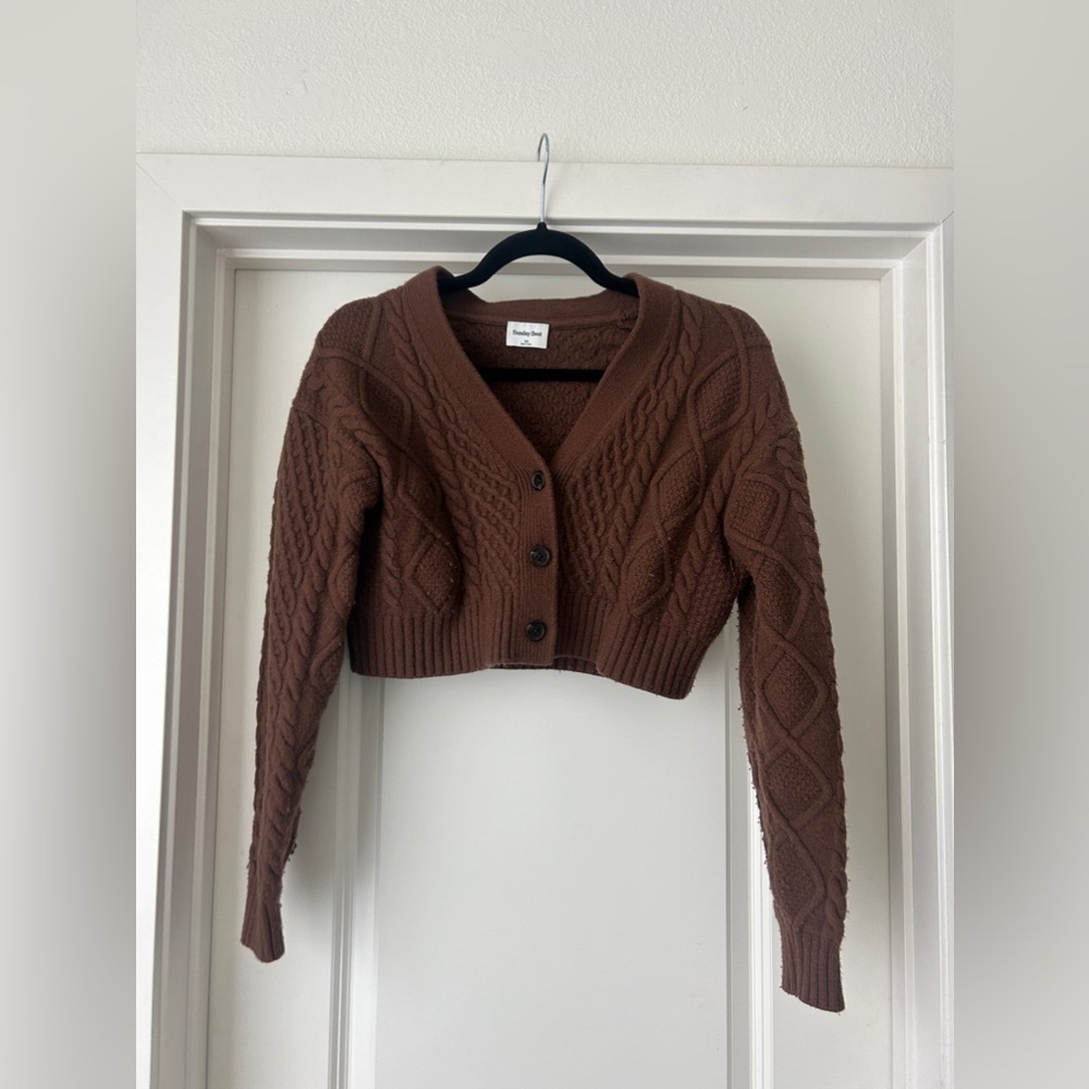 Aritzia Sunday Best Cable Knit Cropped Cardigan